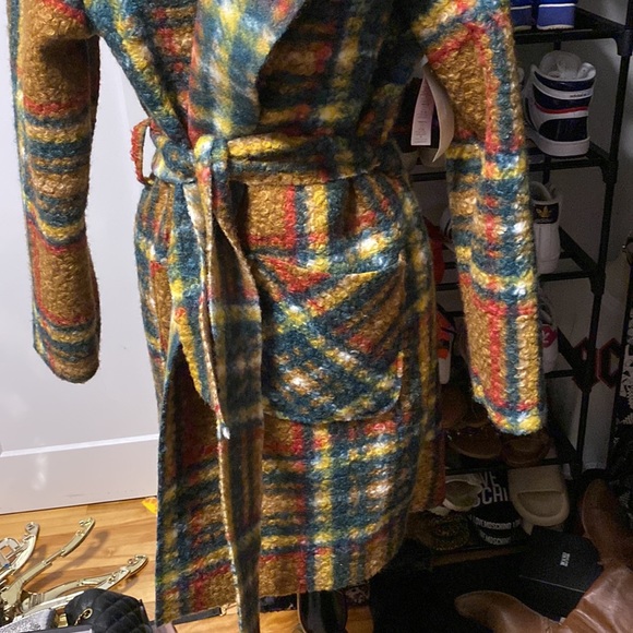Wrap coat - Picture 3 of 8